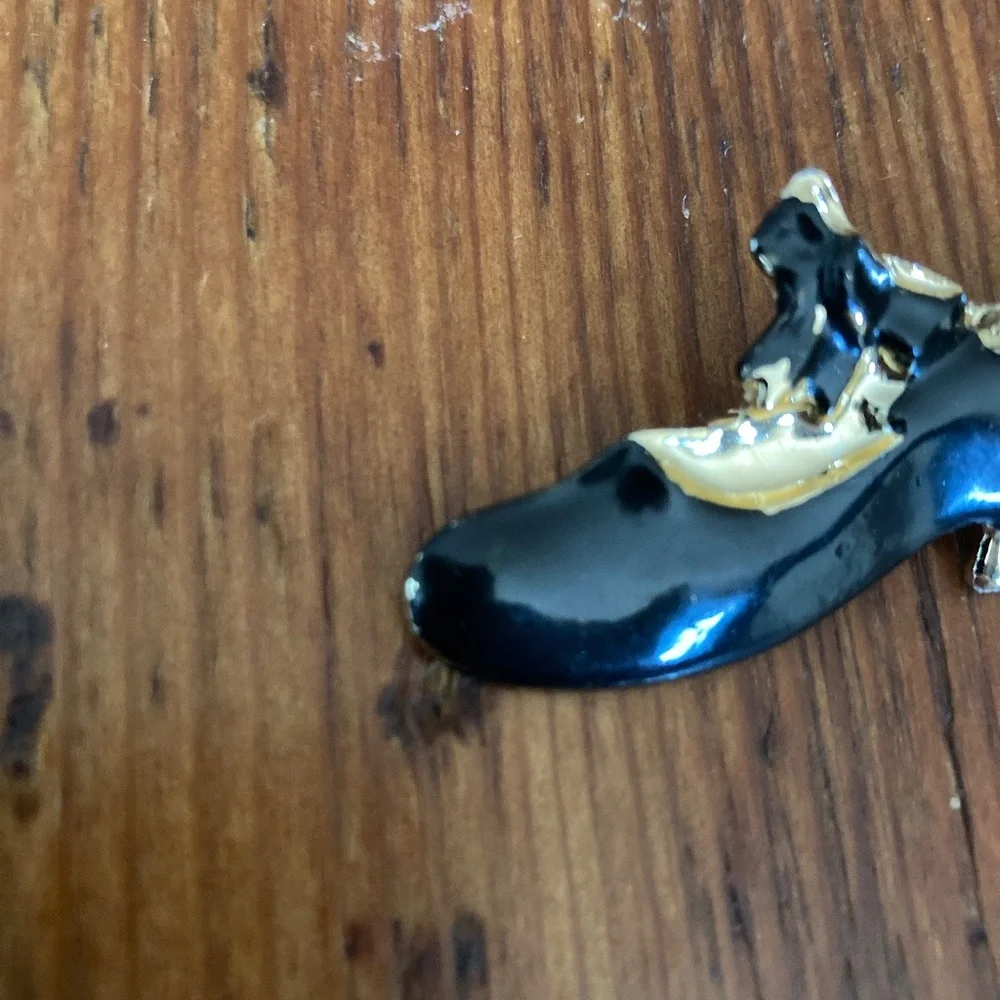 1980's Tap Shoe Pin Brooch, Goldtone and Black, Dancer
